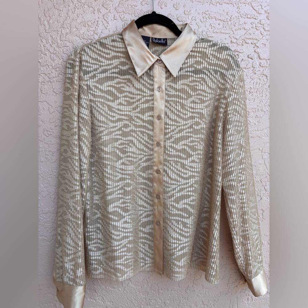 Rafaella Ladies Size 12 Gold Sheer Blouse.